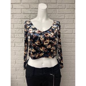 Forever 21Women Floral Velour Long Sleeve Cropped Top Size M